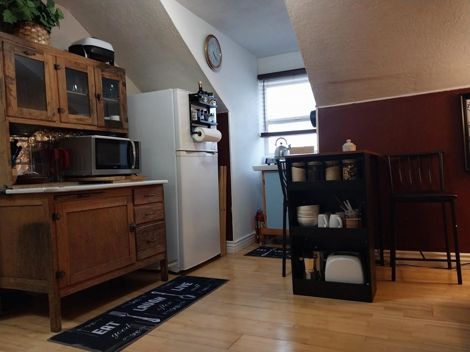 Cozy And Quiet Apartment On The Second Floor Escalante Luaran gambar