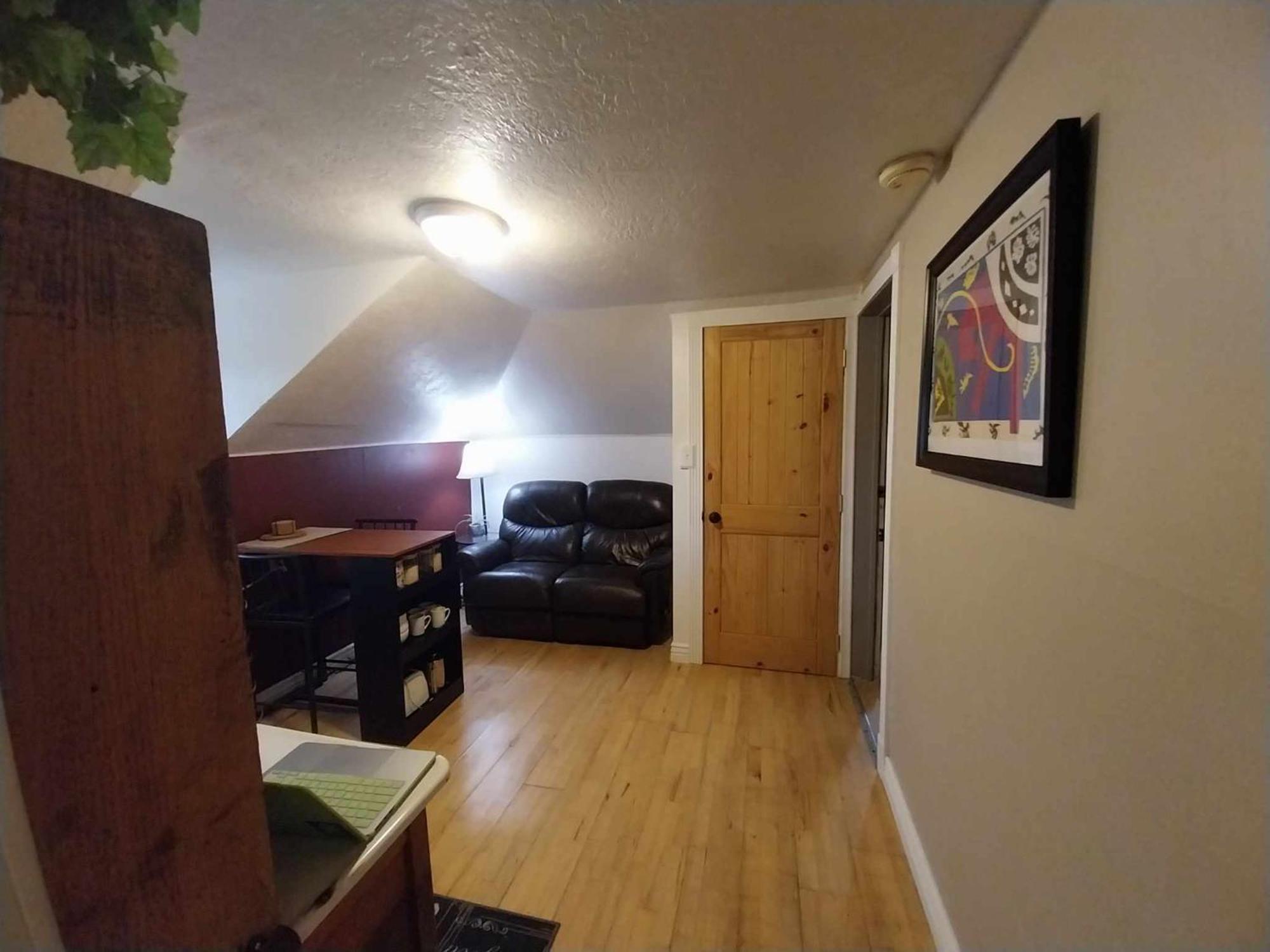 Cozy And Quiet Apartment On The Second Floor Escalante Luaran gambar