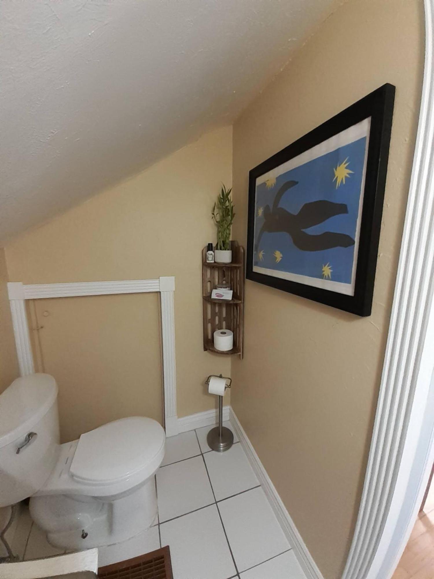 Cozy And Quiet Apartment On The Second Floor Escalante Luaran gambar